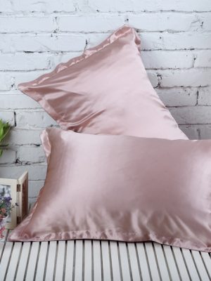 Mulberry Silk Pillowcase for Hair and Skin Health