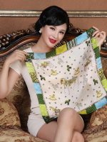 Women's Graphic Print 100% Silk Square Scarf Neckerchief 20*20 Inches